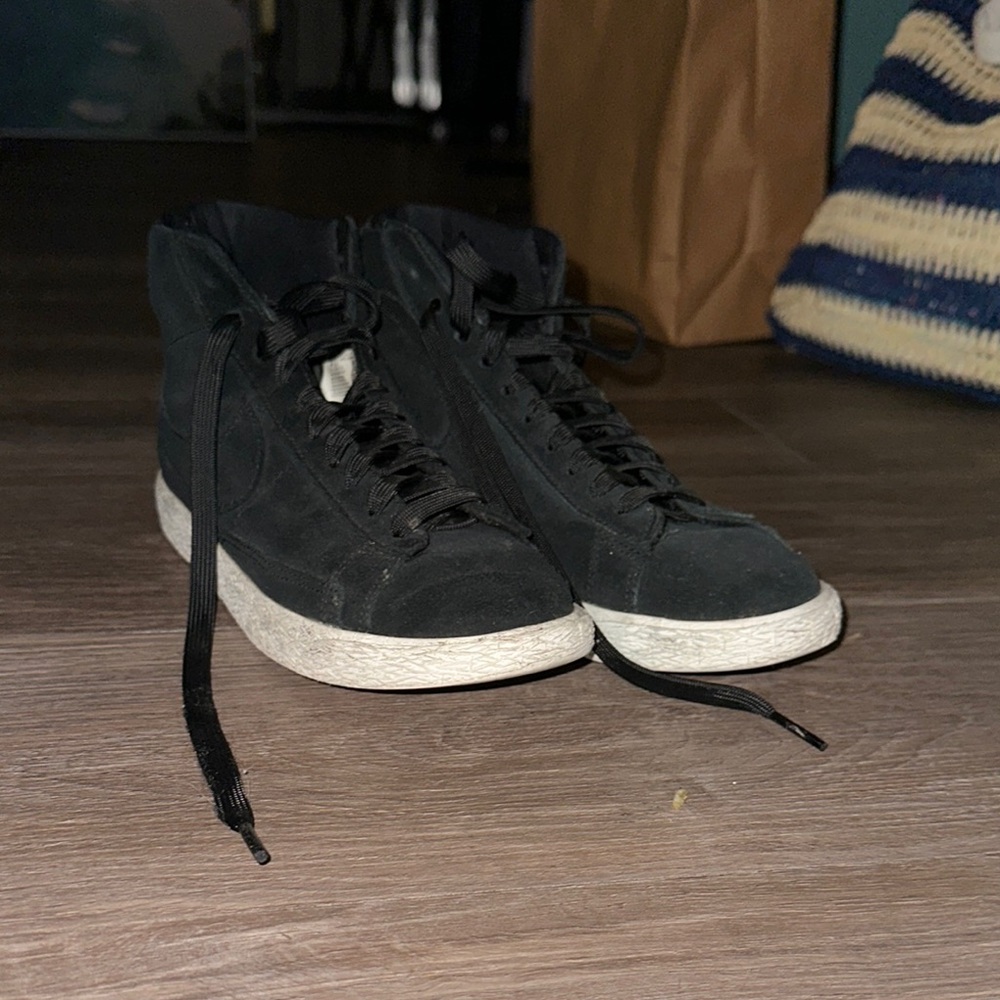 Men's Black High-Top Sneakers